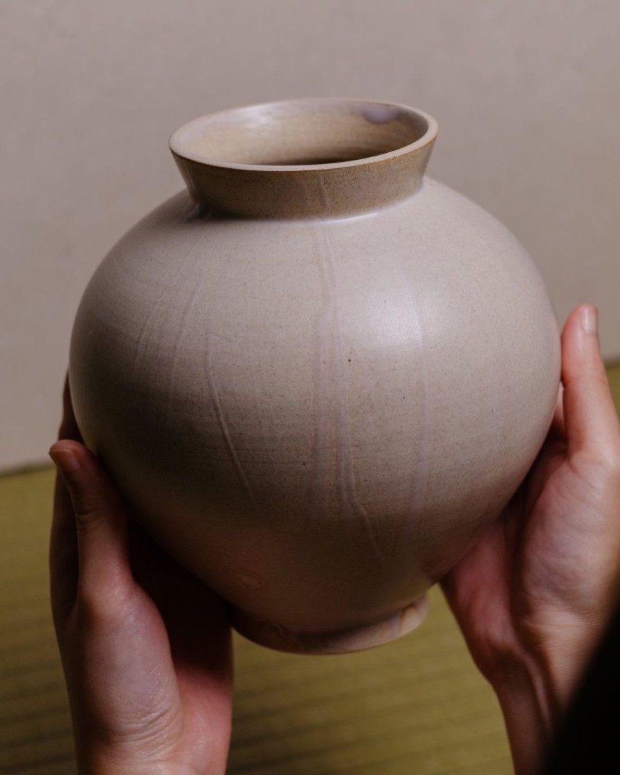 Interior Tōseibo | Eos Moon Jar|Small