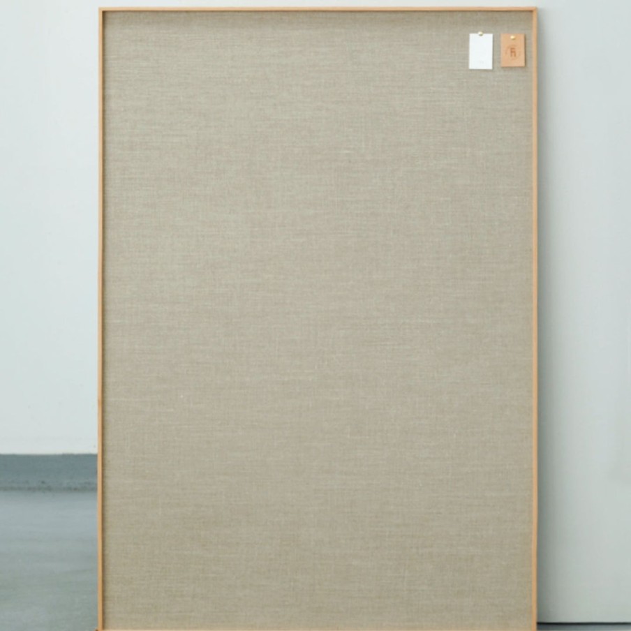 Interior Manufakture | Pinboard W. Linen Canvas|Medium|Oak