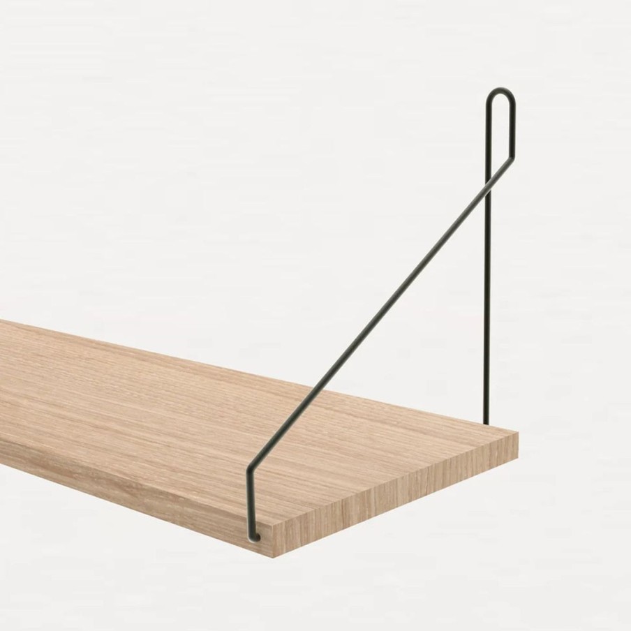 Mobler FRAMA | Shelf|White Oiled | Black Brackets